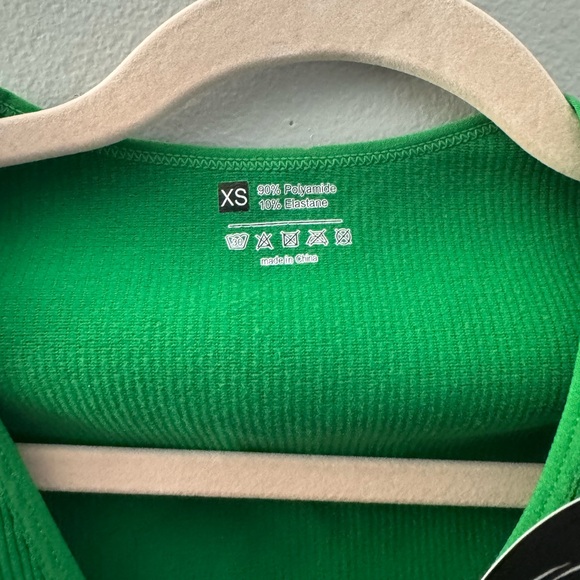 Women's Emerald Bodysuit‎ - Picture 3 of 3